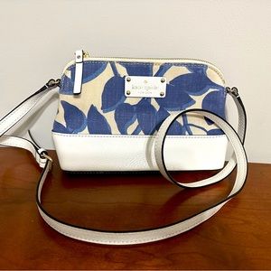 Kate Spade crossbody bag. White with blue leaf print. A great statement bag!
